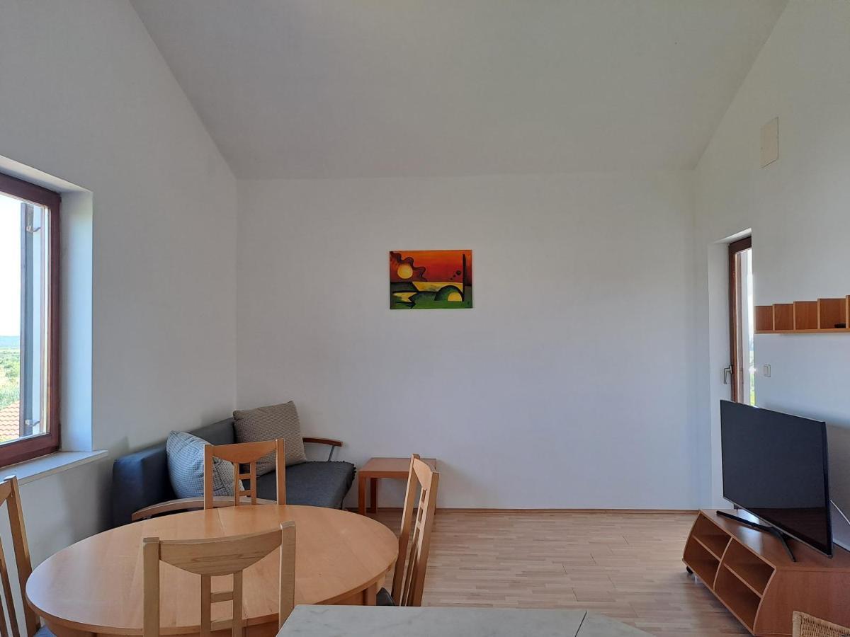 Apartments Pavlovic Ninski Stanovi ภายนอก รูปภาพ
