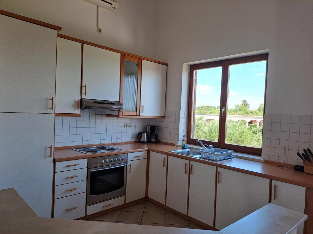 Apartments Pavlovic Ninski Stanovi ภายนอก รูปภาพ