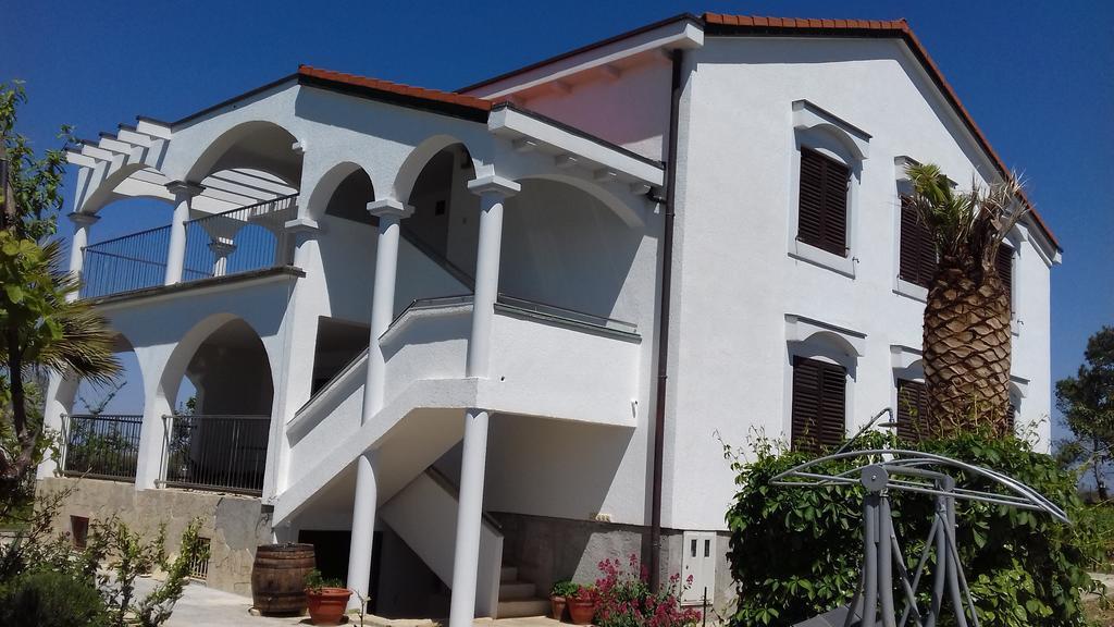 Apartments Pavlovic Ninski Stanovi ภายนอก รูปภาพ